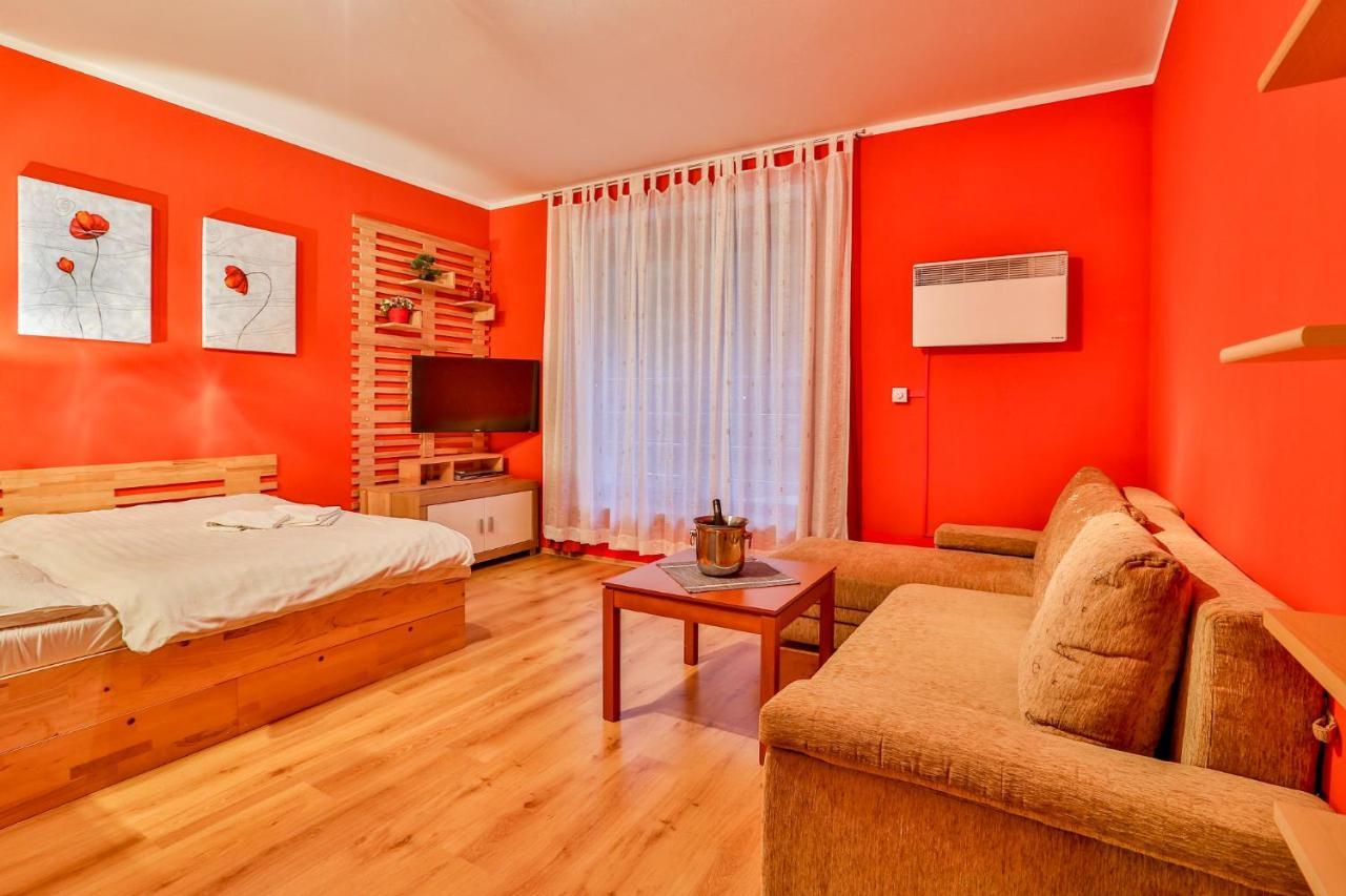 Apartmanovy Dom Fatrapark 1 S Wellness - Hlavna Recepcia Ruzomberok Extérieur photo