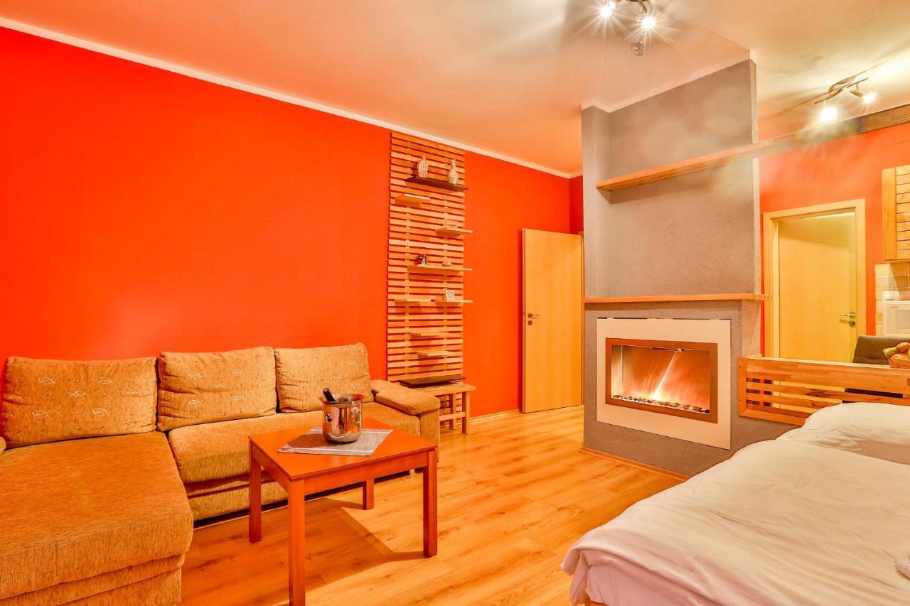 Apartmanovy Dom Fatrapark 1 S Wellness - Hlavna Recepcia Ruzomberok Extérieur photo