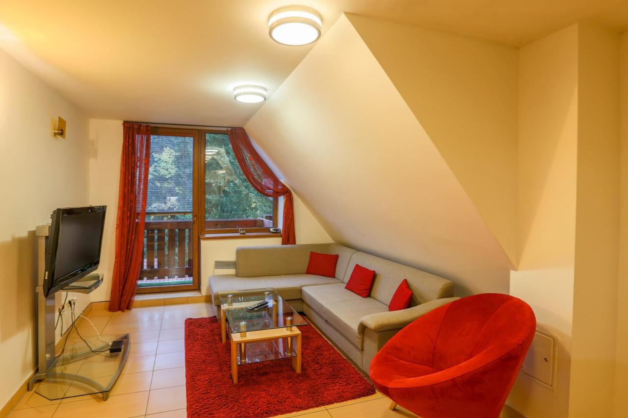 Apartmanovy Dom Fatrapark 1 S Wellness - Hlavna Recepcia Ruzomberok Extérieur photo
