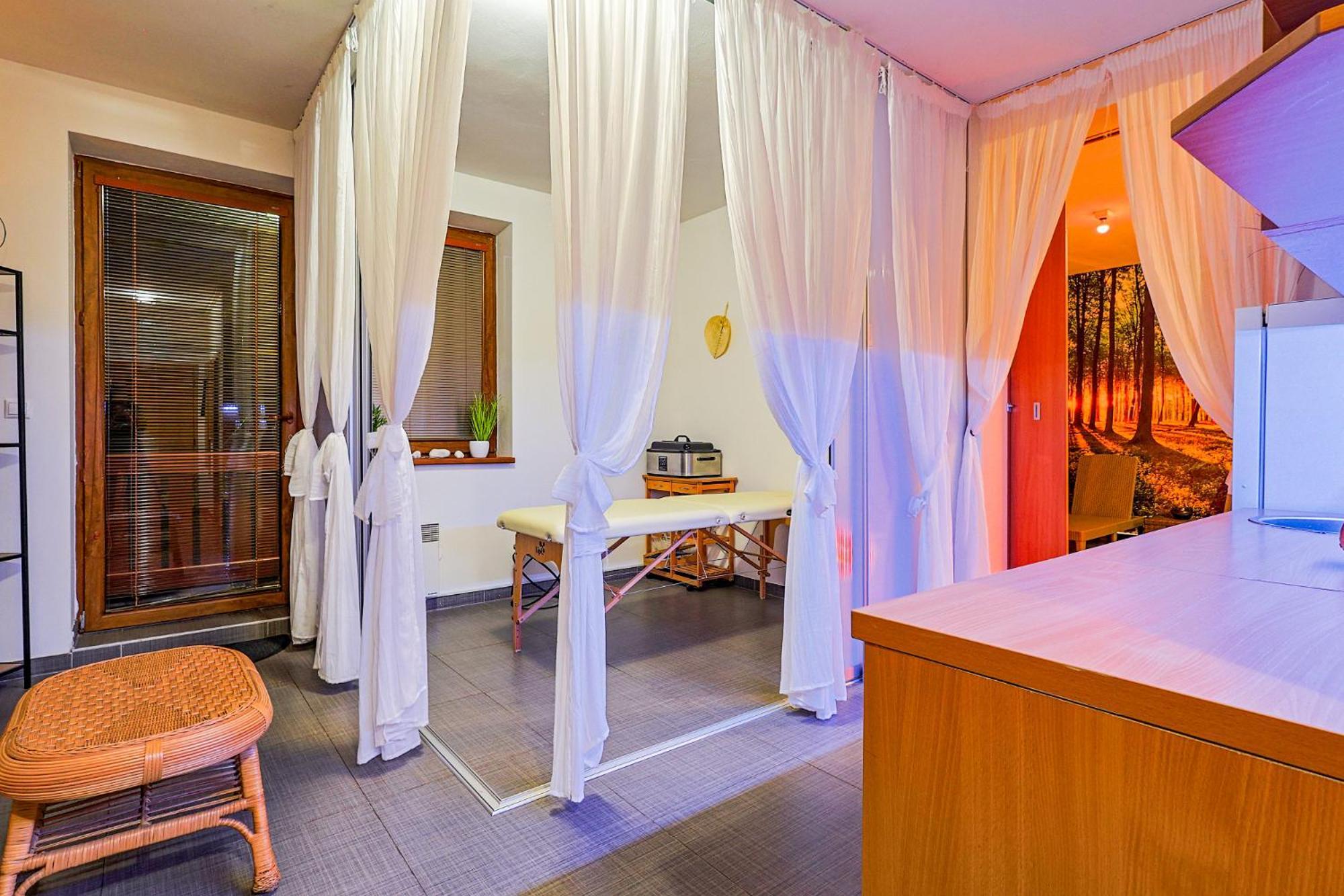 Apartmanovy Dom Fatrapark 1 S Wellness - Hlavna Recepcia Ruzomberok Extérieur photo